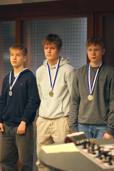 Pessi Heino (vas.), Eeli Asikainen ja Mikke Vesa. Kuva: Henri Jaakkola